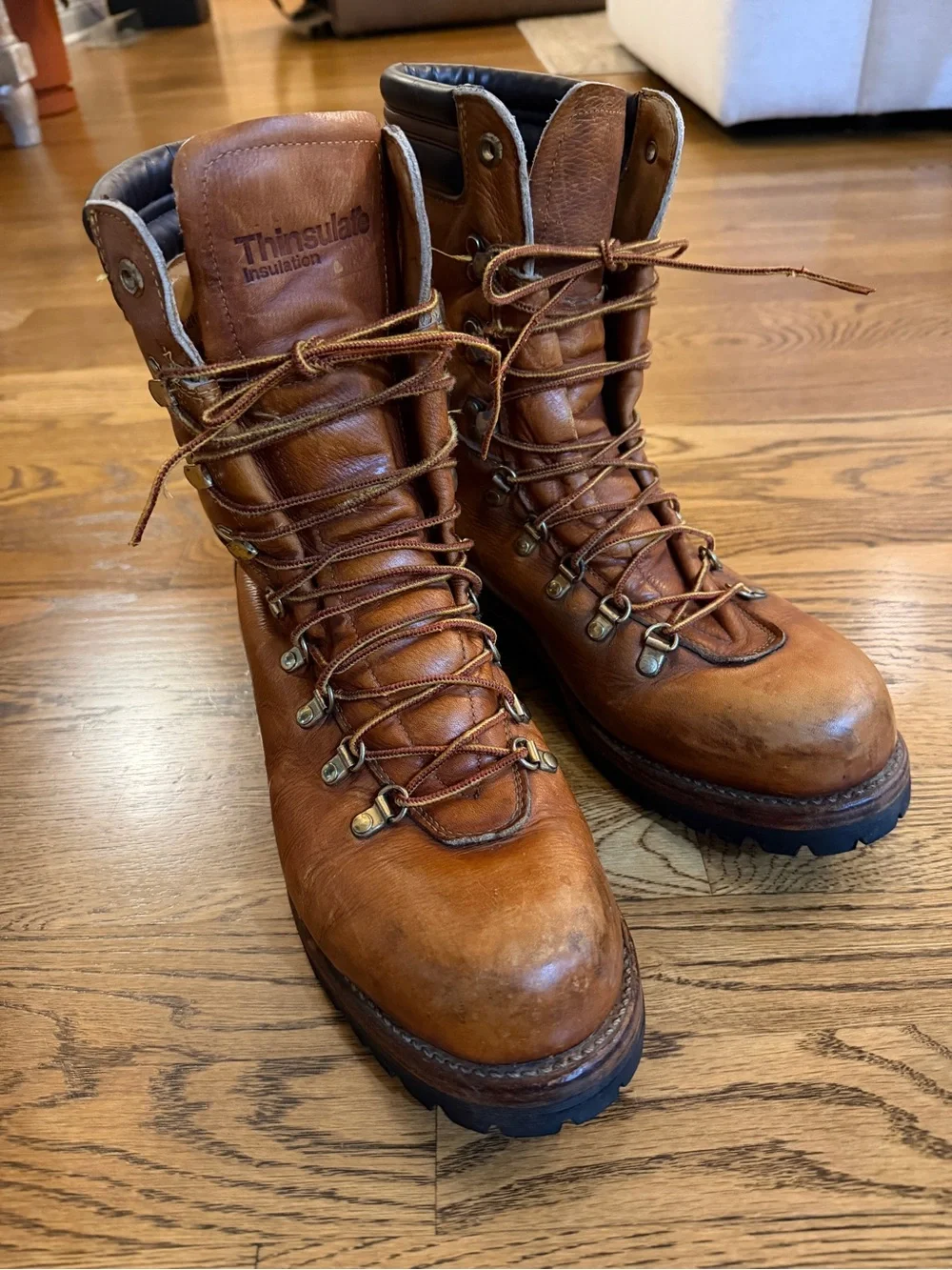 Vintage Sheboygan 7611 Hiking Work Boots Men's 9.5 Made in USA Vibram Sole